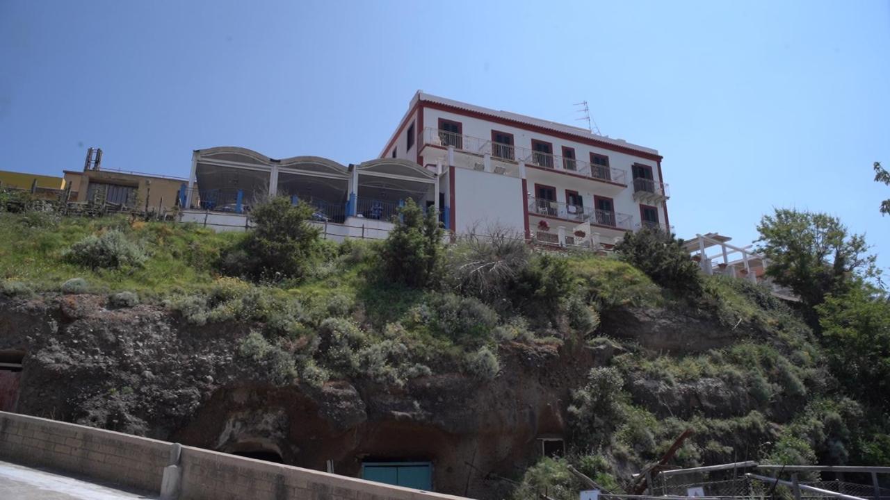 Isolabella 3*